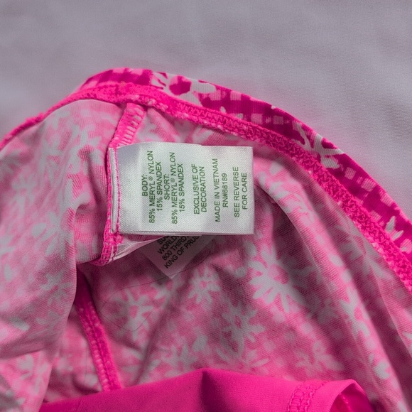 Lilly Pulitzer Corrine Luxletic skort. - Picture 4 of 7